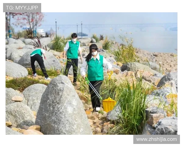 长江新区足球代表队崛起助力地方体育发展与全民健身理念推广 长江新区足球代表队崛起助力地方体育发展与全民健身理念推广