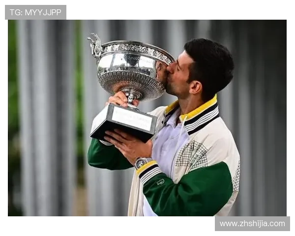 德约科维奇再创辉煌强势夺冠点燃新赛季网坛激情 德约科维奇再创辉煌强势夺冠点燃新赛季网坛激情