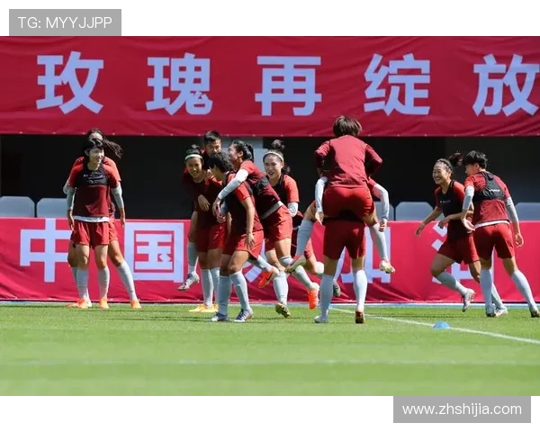 中国足球队迎战世界强队 国际热身赛展现全新阵容与战术调整 中国足球队迎战世界强队 国际热身赛展现全新阵容与战术调整