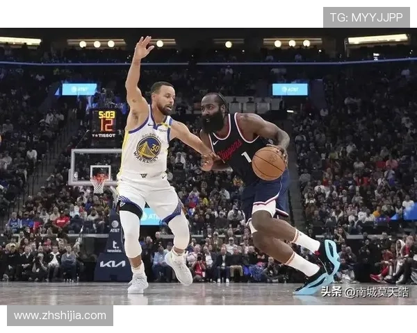 NBA季后赛激战升级多队核心爆发联盟格局或迎新变局走向悬念加剧 NBA季后赛激战升级多队核心爆发联盟格局或迎新变局走向悬念加剧